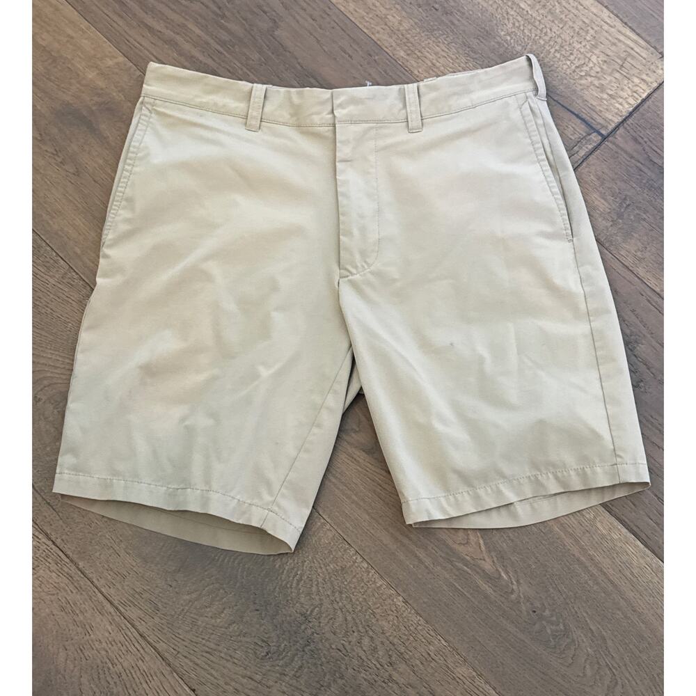 J. Crew Factory 9' Inseam Straight Leg Flat Front Tech Chino Short Khaki Men 31